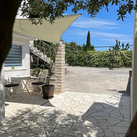 Apartment Mozgan *
